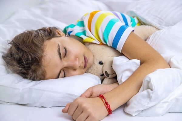 Jak zapewnić dziecku bezpieczeństwo podczas snu